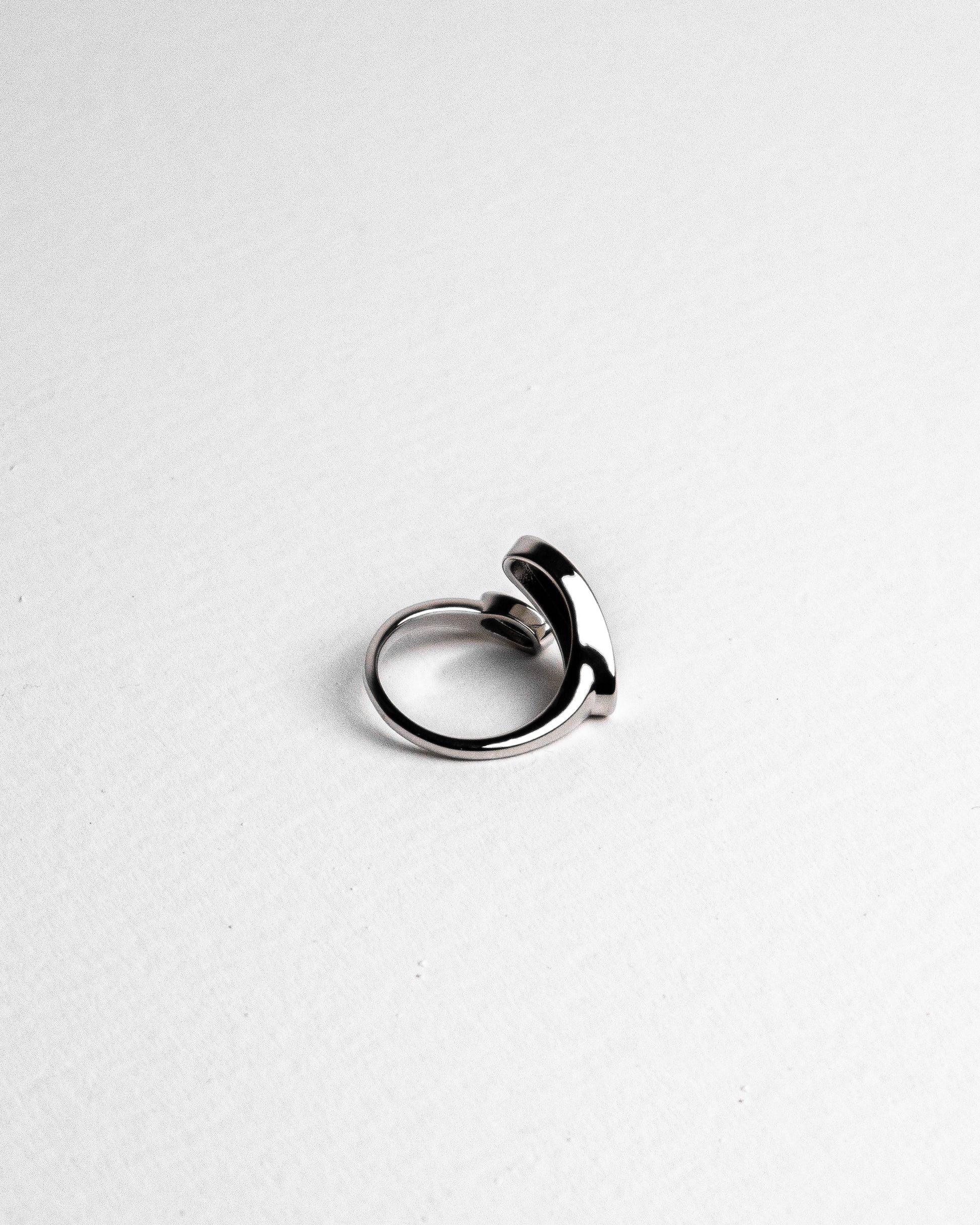 IVORY ECLIPSE RING - Count Valentine