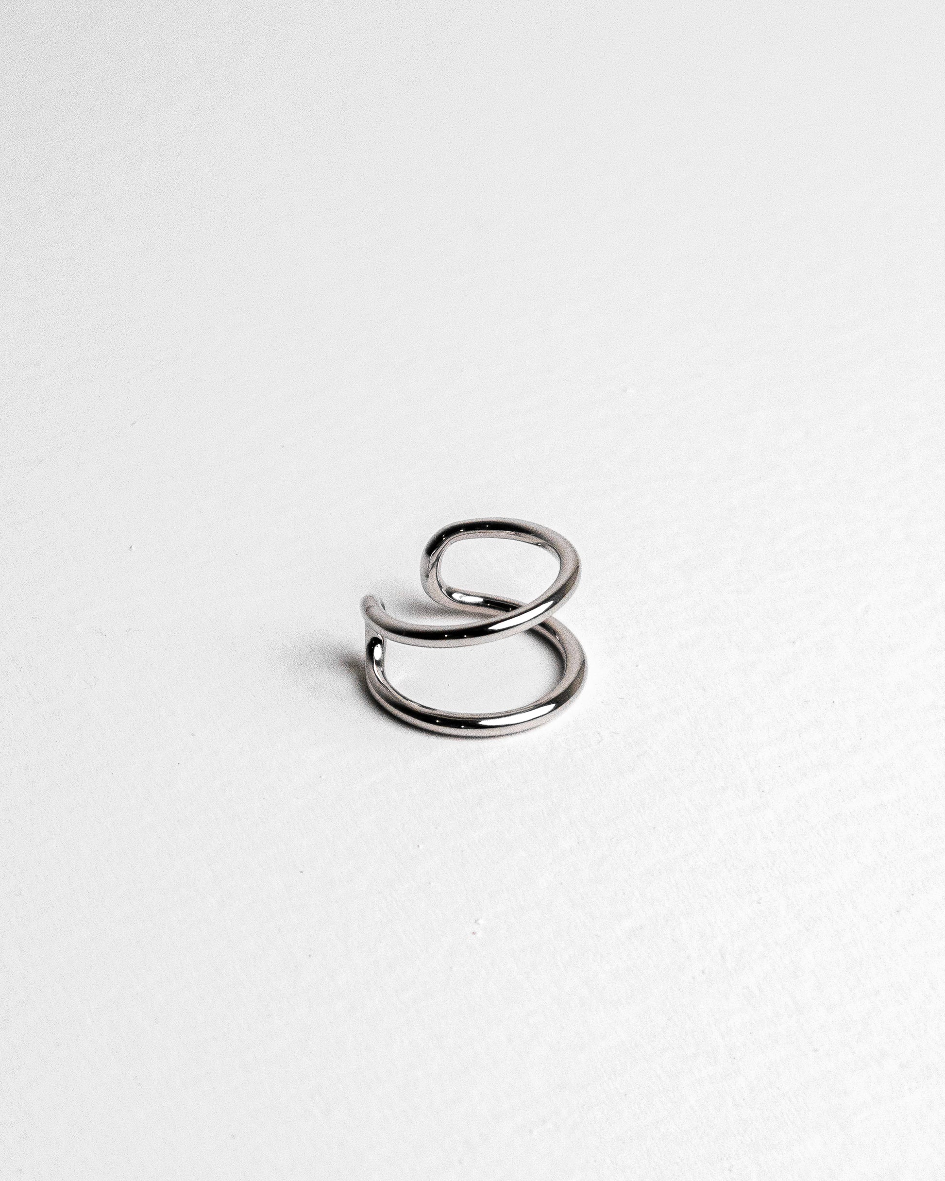MYSTIQUE ESSENCE RING - Count Valentine