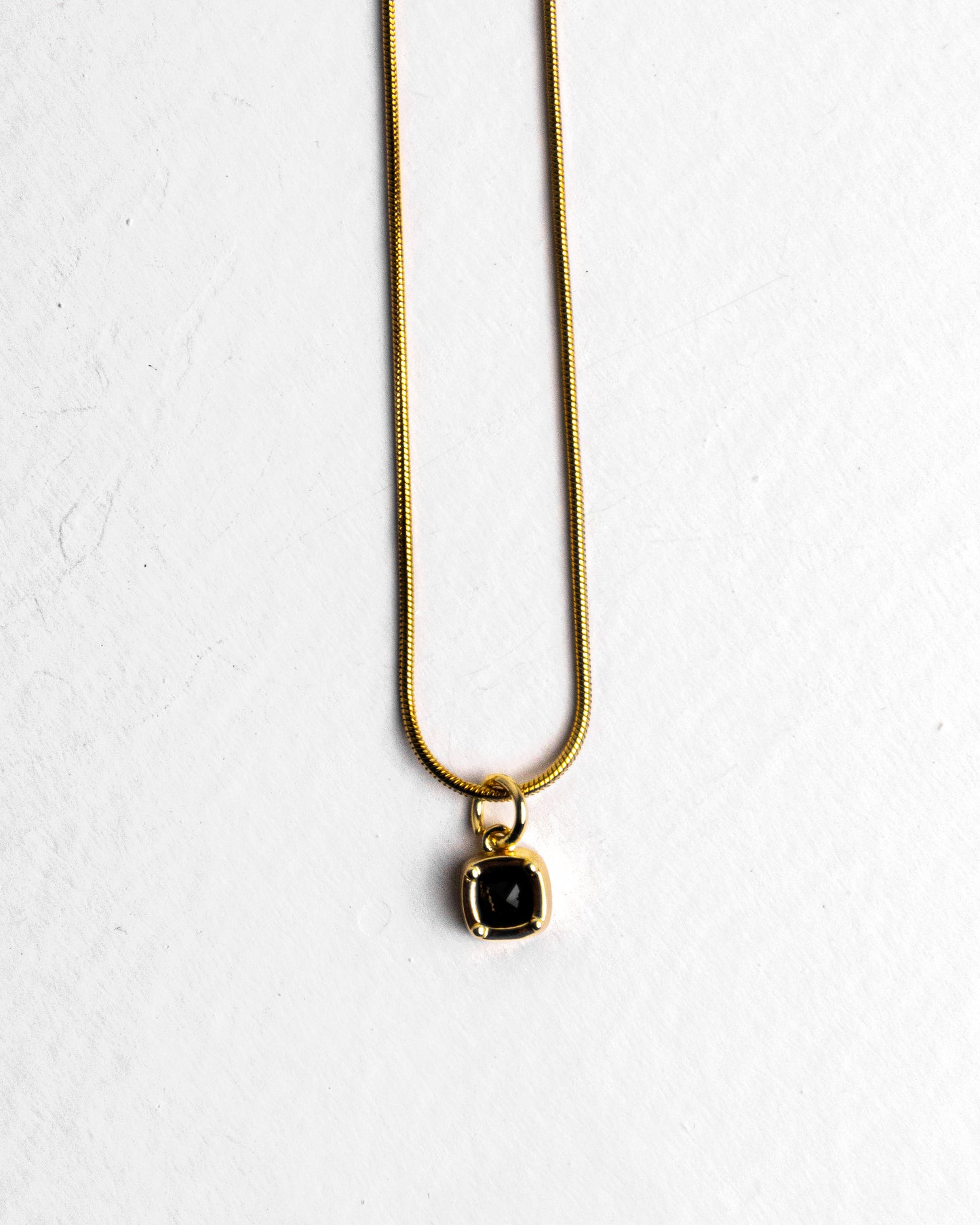 EBON SQUARE NECKLACE - Count Valentine