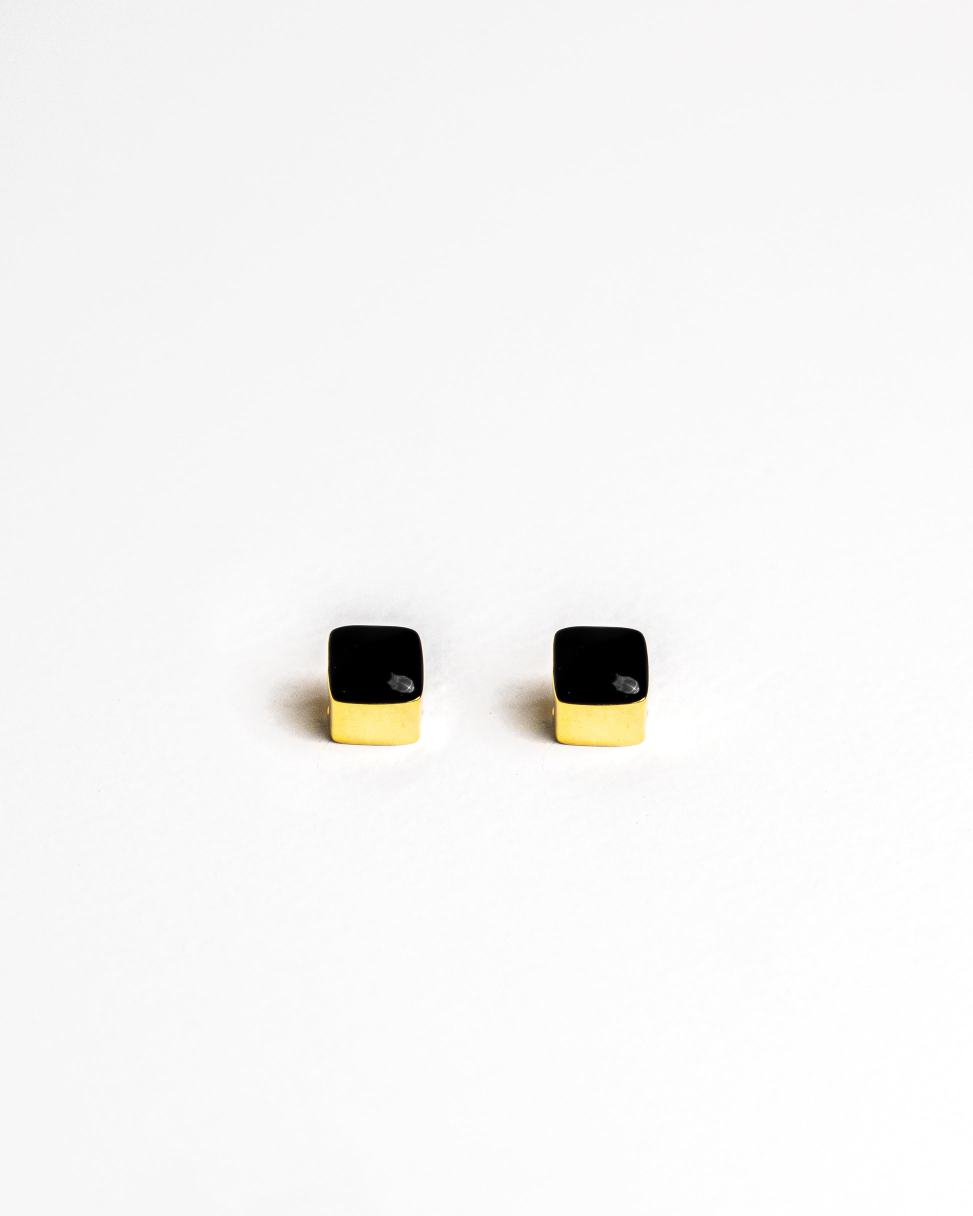 LUXURIA OBSCURA EARRINGS - Count Valentine