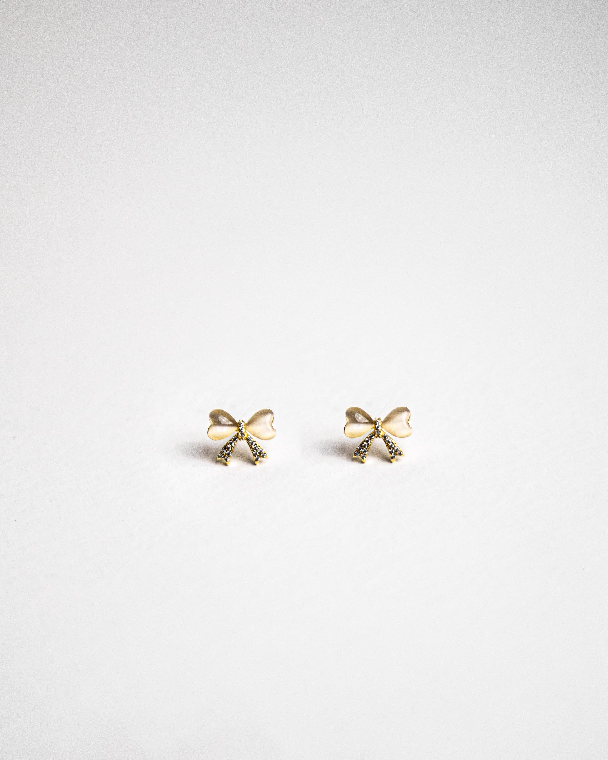 KNOT OF ETERNITY EARRINGS - Count Valentine
