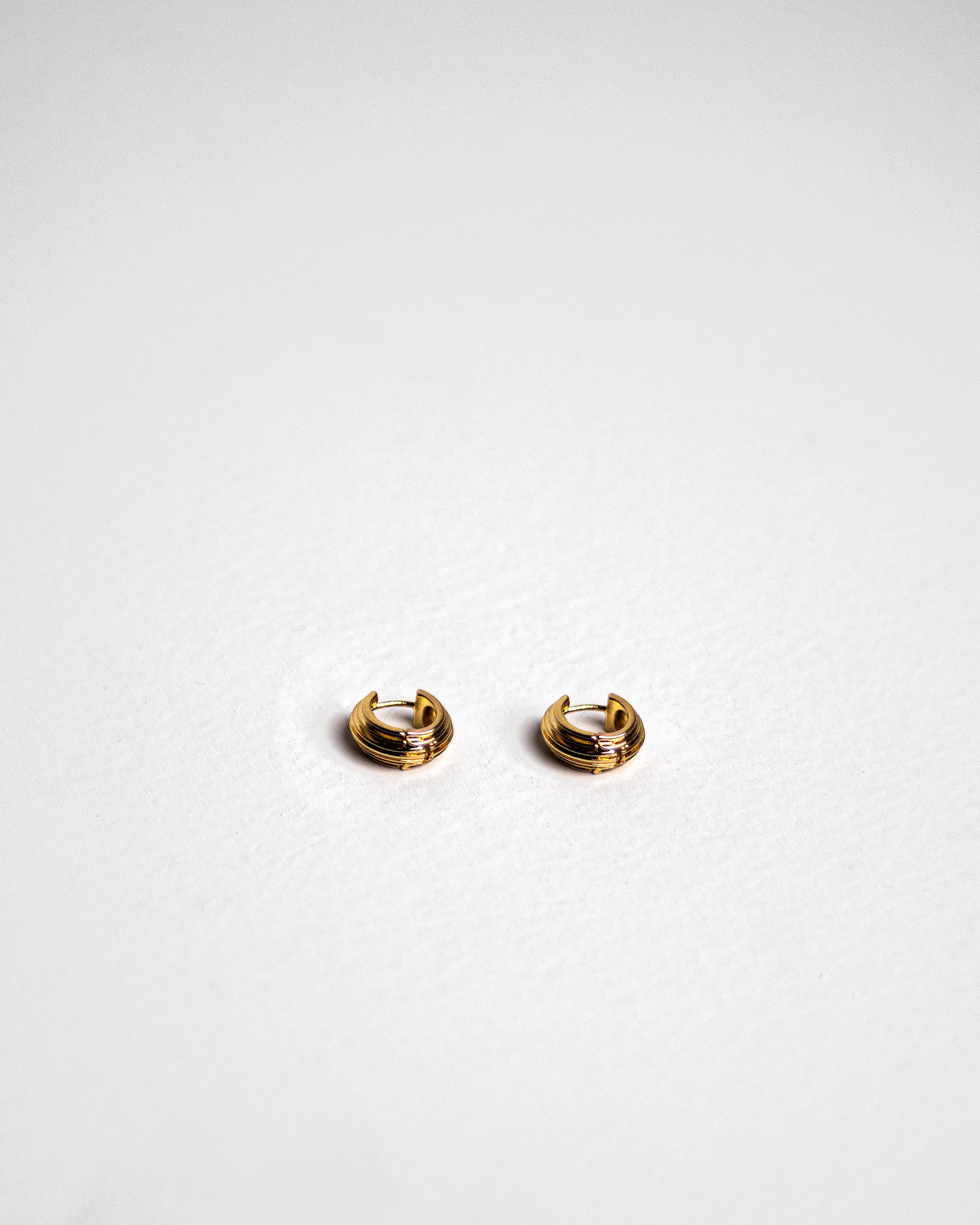 SOLENNE CHIC EARRINGS - Count Valentine