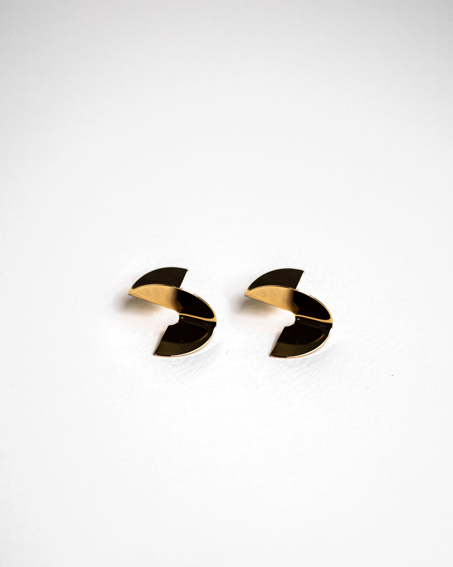 AMARA LUXE EARRINGS - Count Valentine