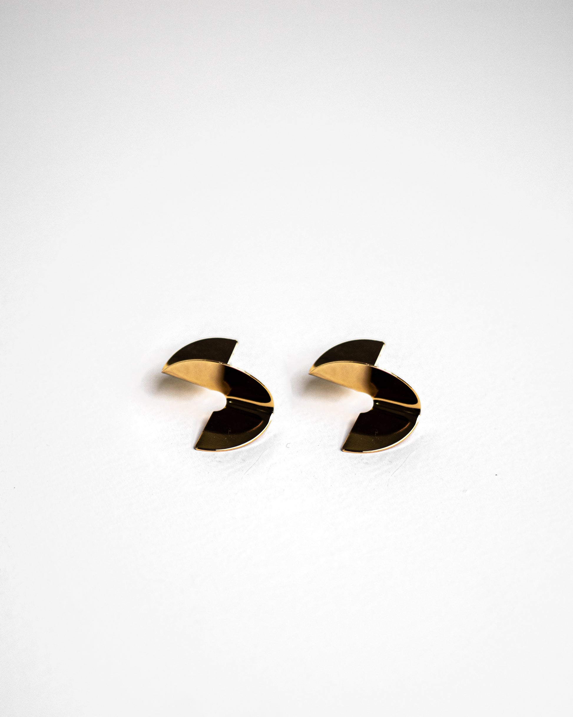 AMARA LUXE EARRINGS - Count Valentine
