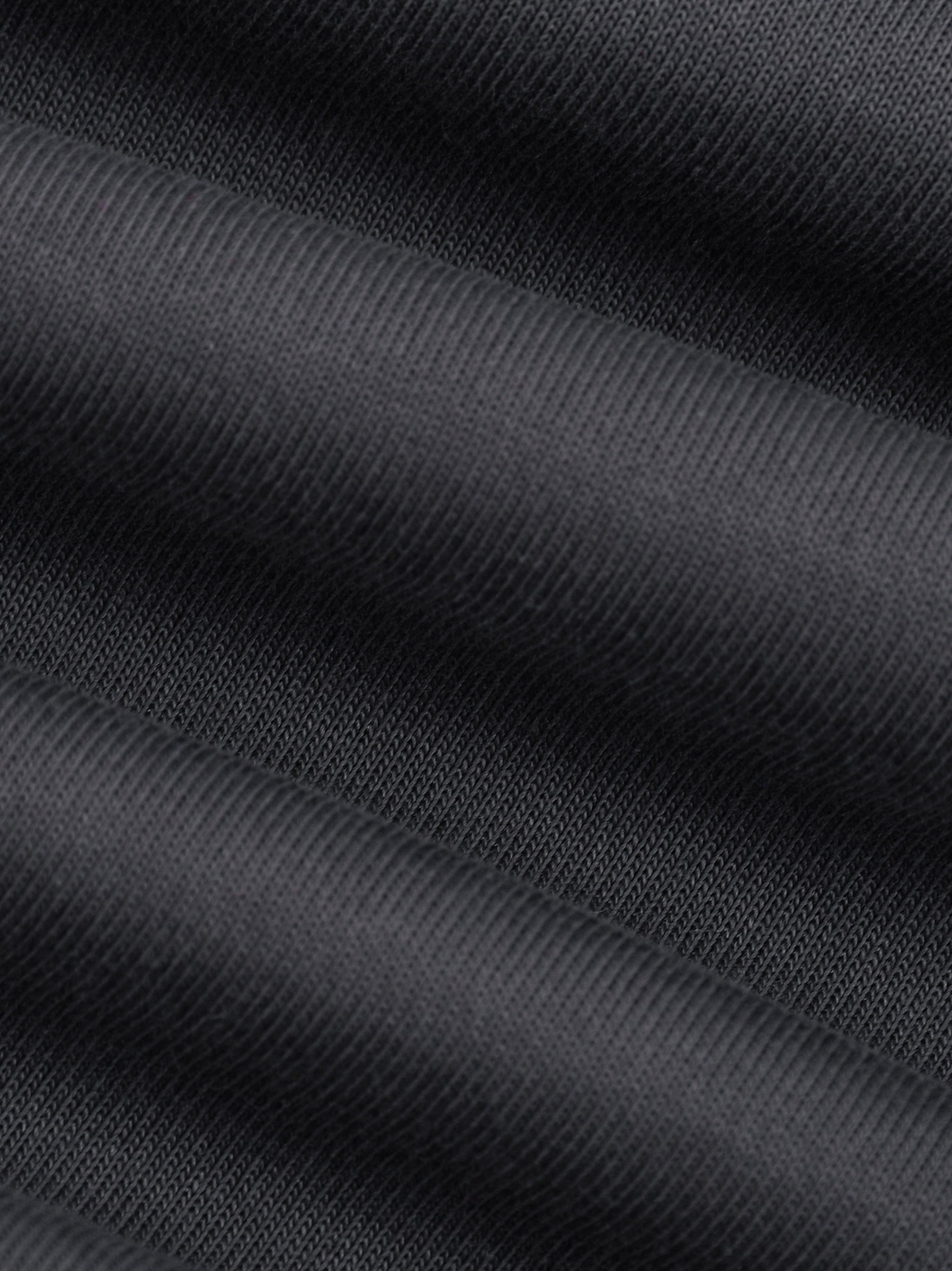 Mesh-Lined Quick-Dry Performance Shorts