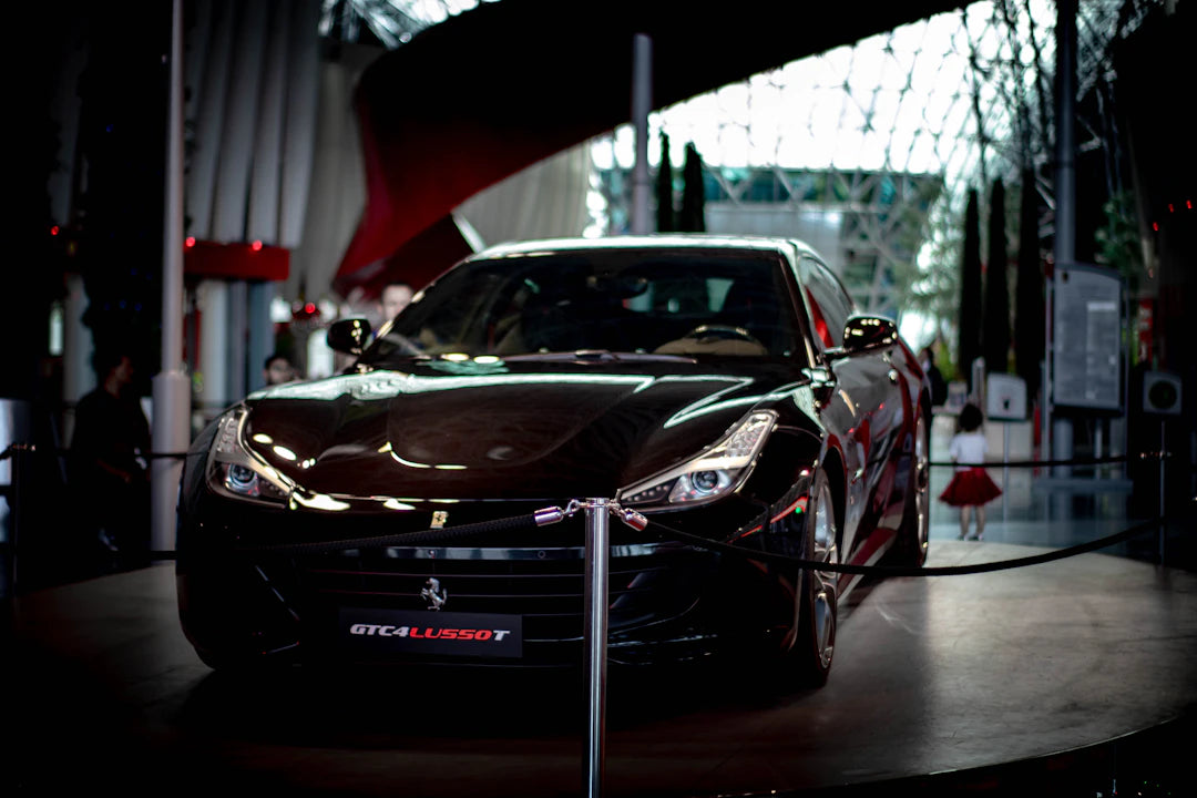 Tech Trends Influencing the World of Luxury Fashion