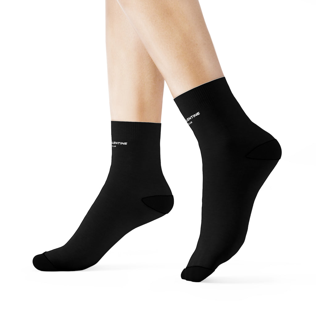 Minimal Black Crew Socks — Racing Club