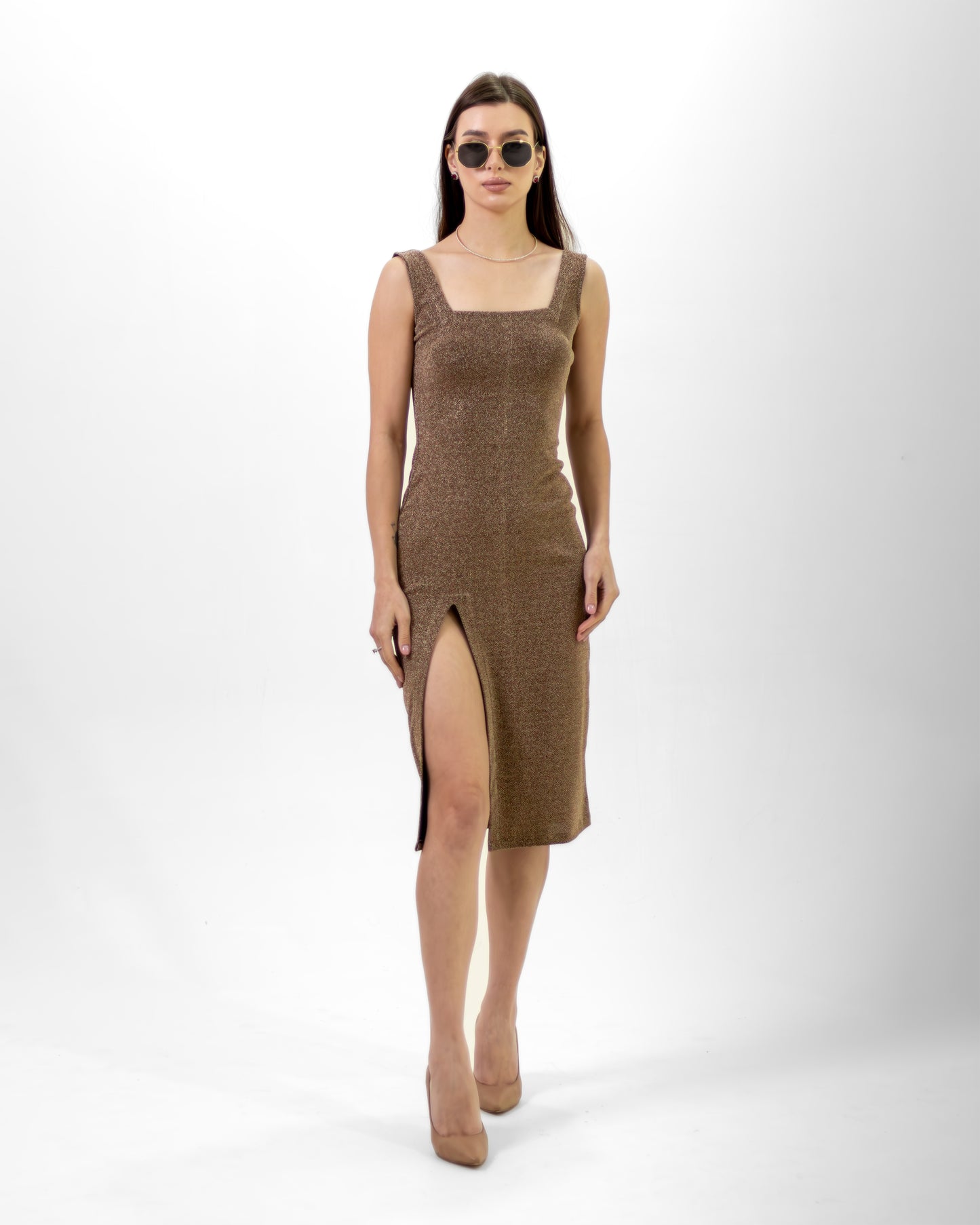 GOLDEN SHIMMER MID SLIT DRESS - Count Valentine