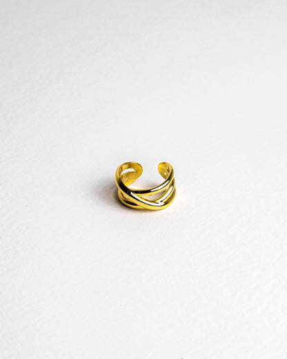 GOLDEN SERENADE RING - Count Valentine