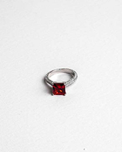 LUSTRE ROYALE RED GEMSTONE RING - Count Valentine