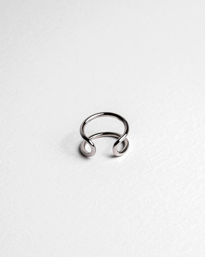 MYSTIQUE ESSENCE RING - Count Valentine