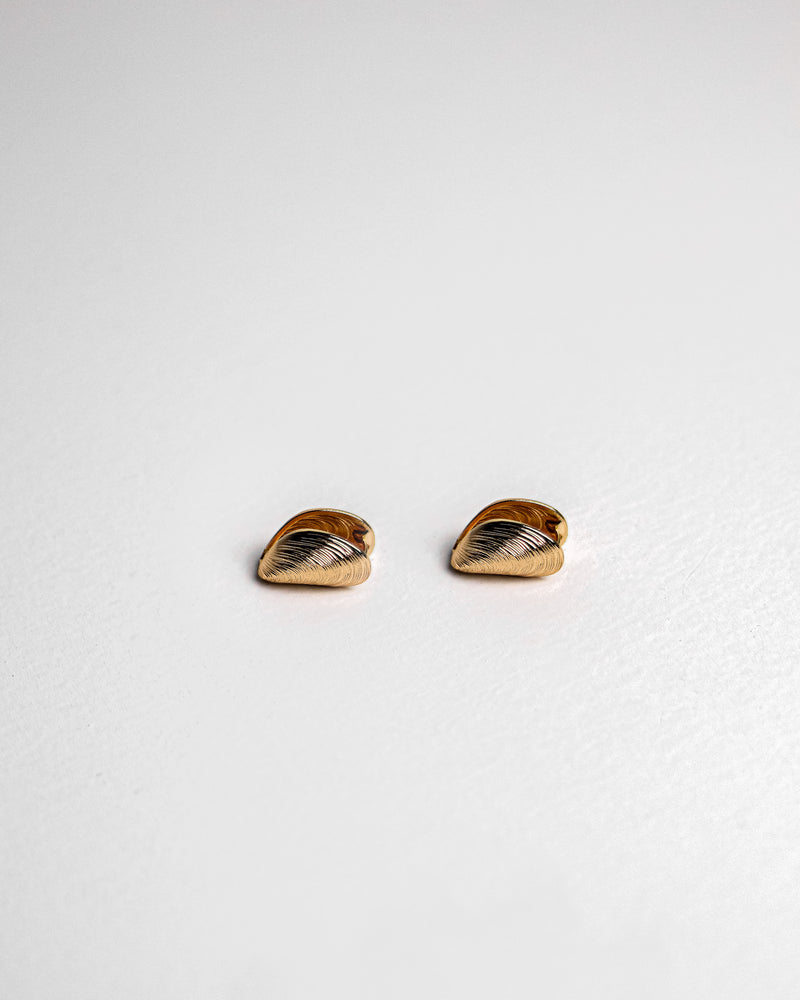 SEASIDE WAVES EARRINGS - Count Valentine