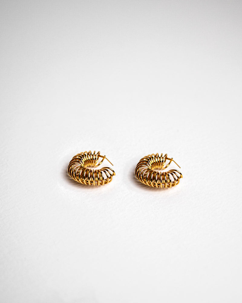 FLEUR TWIST EARRINGS - Count Valentine