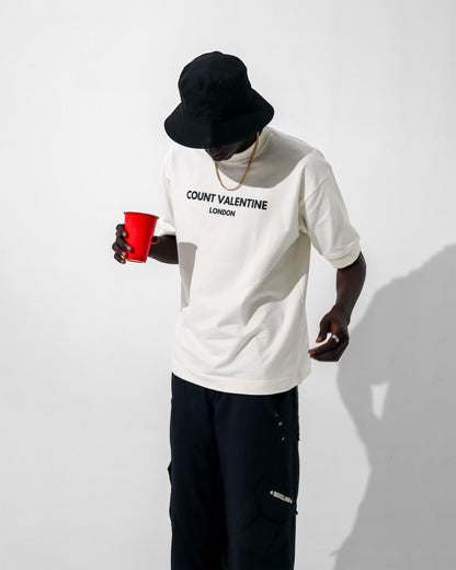 OFF WHITE ELEGANT OVERSIZED T-SHIRT - Count Valentine