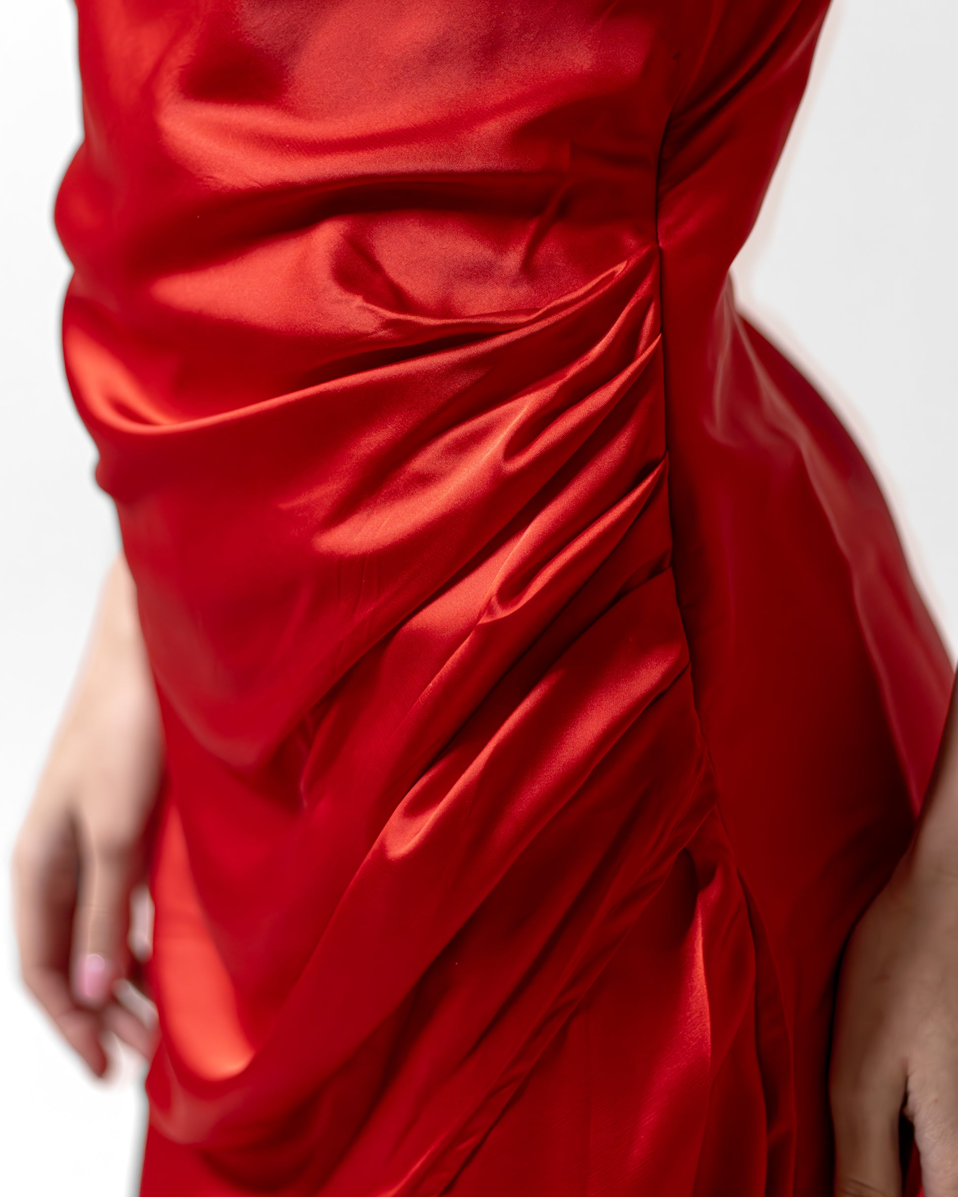 RED MID ARMANI SATIN DRESS - Count Valentine