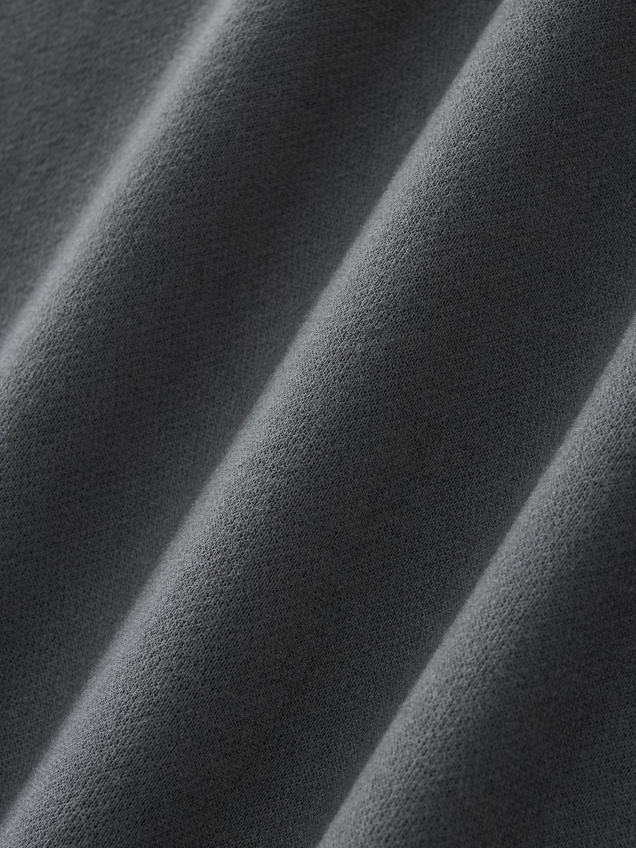 Relaxed Drawstring Three-quarter Sweatpants