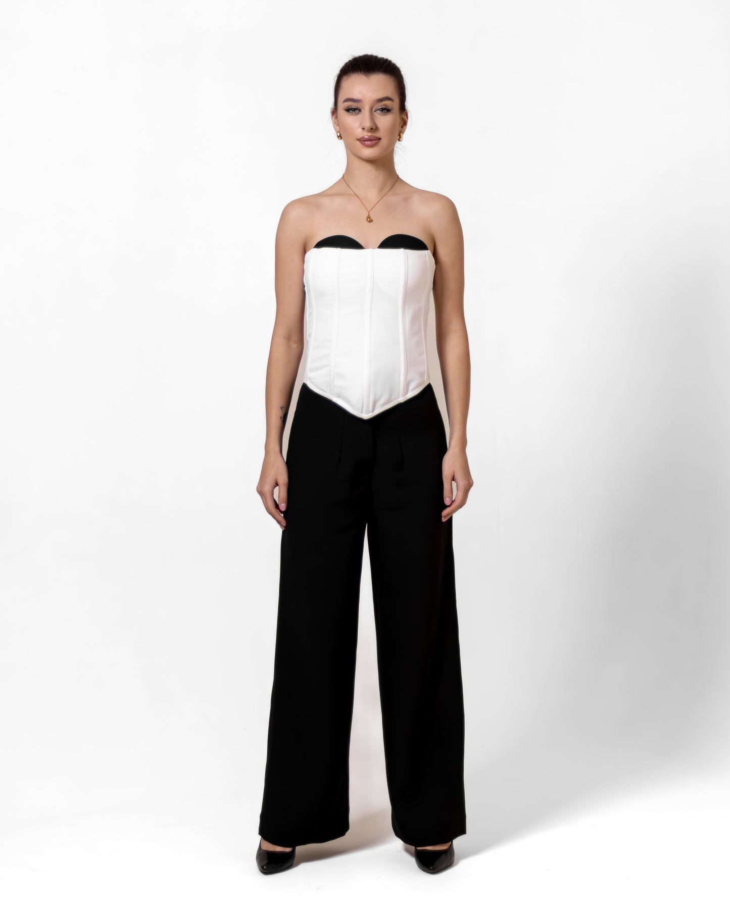 WHITE CORSET & BLACK TROUSER SET - Count Valentine